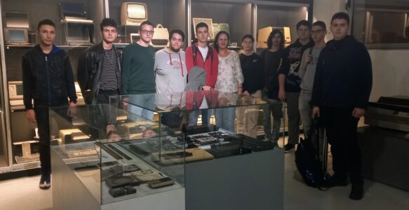 Стручна посета Музеју науке и технике у Београду
